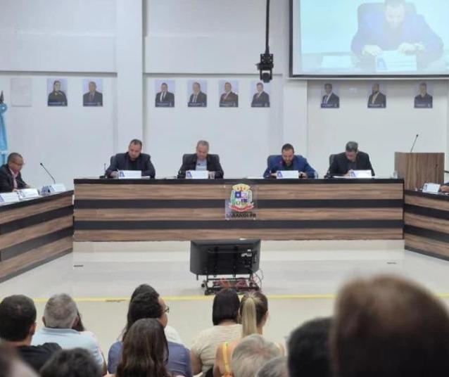 Câmara de Sarandi aprova aumento de vereadores, reajuste de salários e retorno de diárias