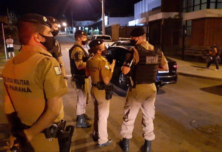 GGI flagra festa clandestina em rua sem saída em Maringá