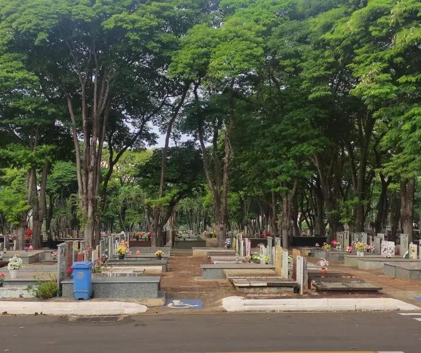 Cemitério de Maringá tem 64 câmeras de vigilância, mas furtos continuam
