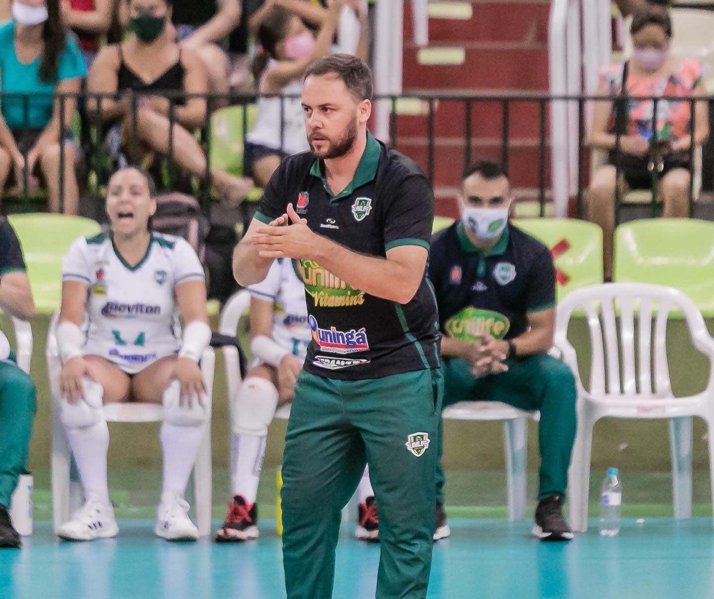 Vôlei feminino de Maringá pensa em classificação