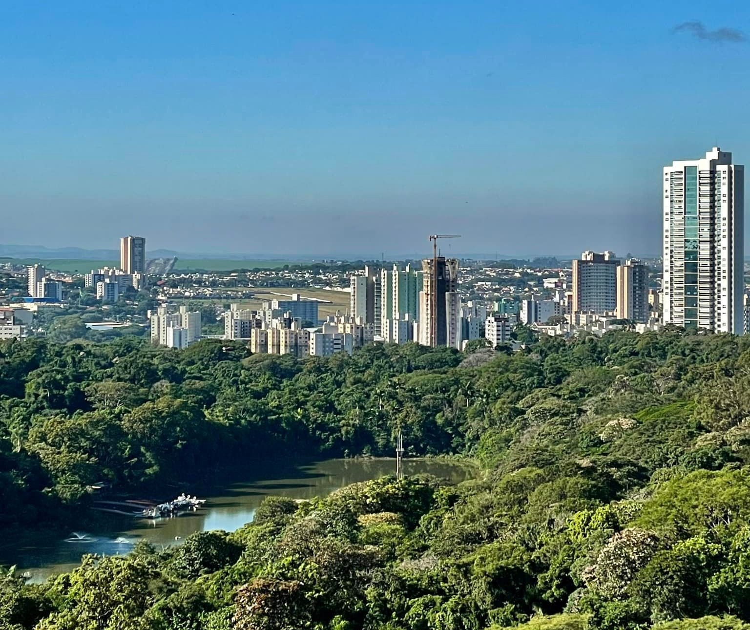 Com predomínio de sol, Maringá tem tempo firme nesta quinta-feira (12)