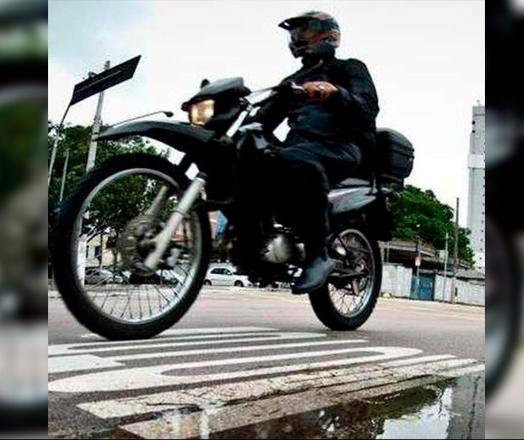 Motoboys marcam manifestação para sábado (18), em Maringá