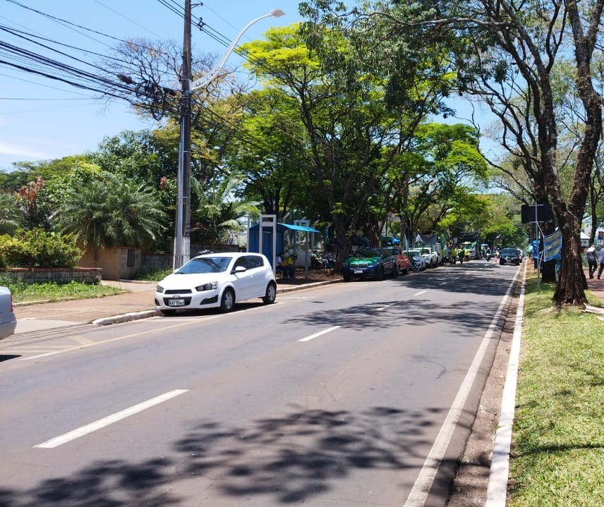 Trânsito na Avenida Mandacaru está fluindo normalmente, diz secretário