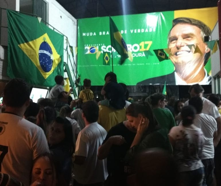 Em Maringá, Bolsonaro teve 75,84% dos votos  