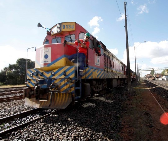 Estudos para ligar ferrovia paranaense ao MS estão avançados