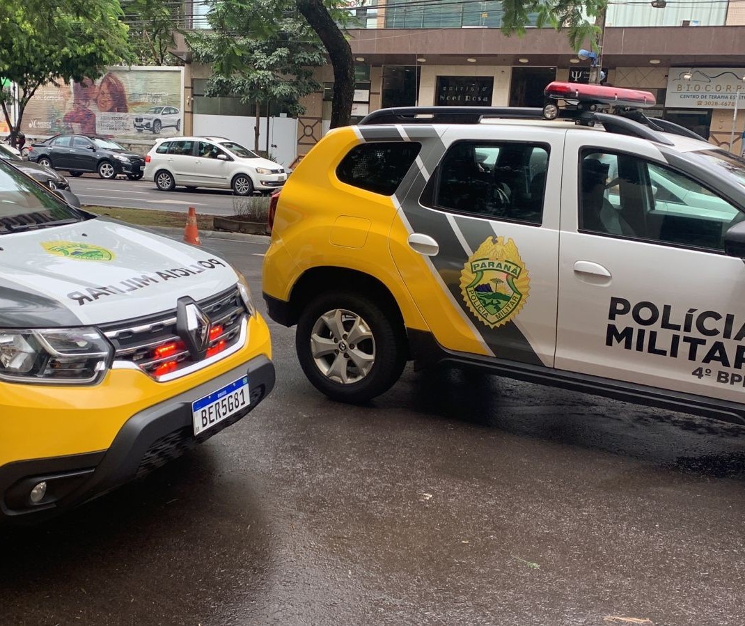 Homens armados assaltam joalheria de shopping em Maringá