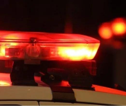 Dois homens morrem a tiros em frente a um bar em Goioerê