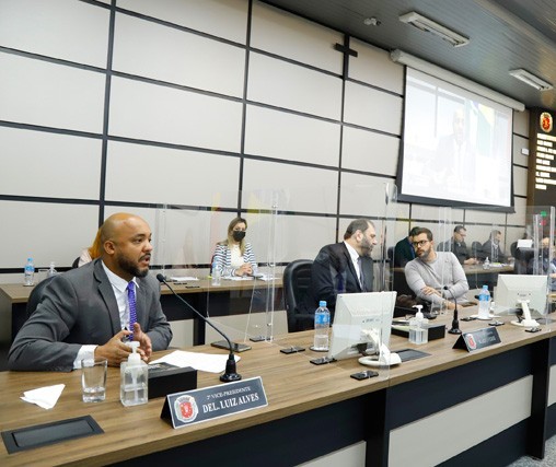 Câmara aprova realocação de R$ 9,3 mi em recursos para o Instituto Ambiental de Maringá