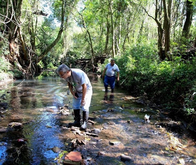 Fiscalização encontra córregos poluídos em Maringá