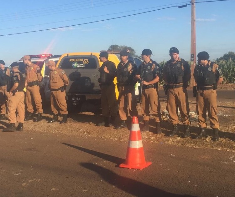 Polícia Militar faz operação para liberar rodovias