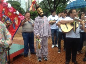 Única companhia de Folia de Reis de Maringá ganha novos e jovens integrantes