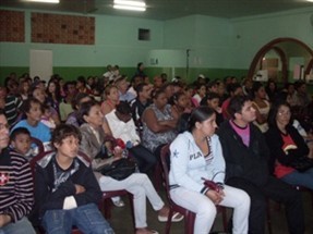 106 Famílias do Conjunto Santa Felicidade assinam contrato de permissão de uso das casas construídas com recursos do PAC