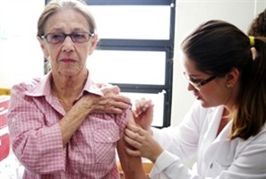 Meta de vacinação contra a gripe em Maringá foi atingida, mas muitas gestantes e crianças deixaram de tomar a vacina