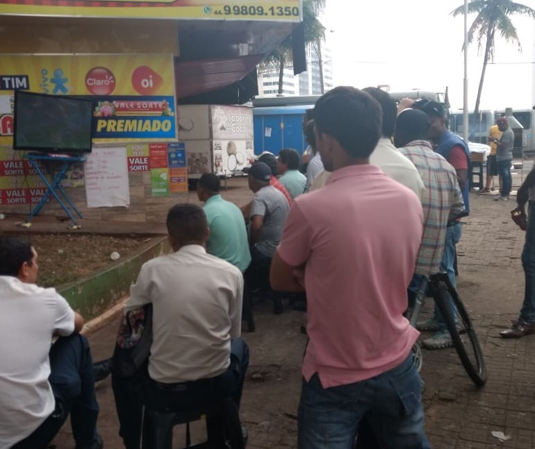 Torcida é torcida, em todo canto de Maringá