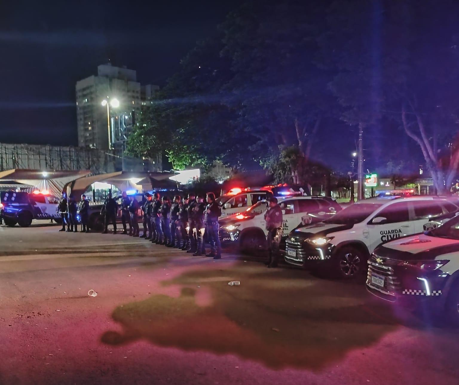 GCM usa spray de pimenta para controlar tumulto durante carnaval