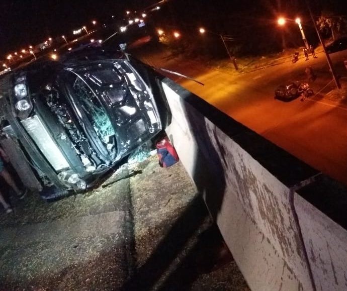 Motorista morre ao ser ejetado de veículo em acidente no Contorno Norte