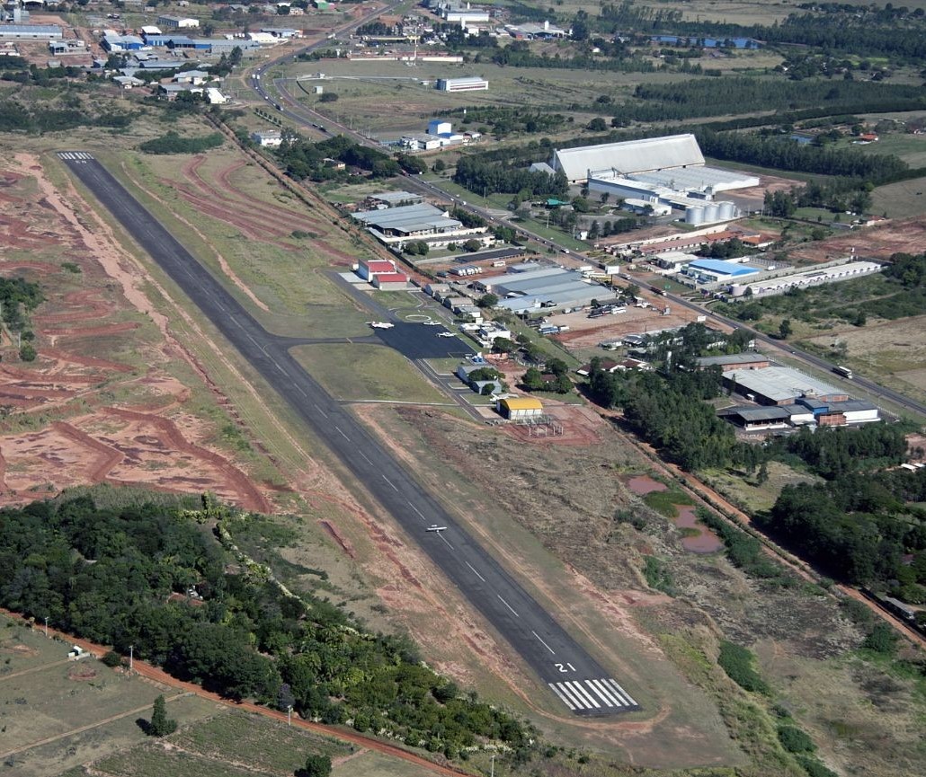 Voos comerciais retornam este ano no aeroporto de Umuarama