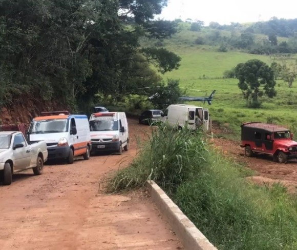 Homem e mulher caem de cachoeira e morrem em Faxinal