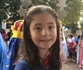 Recebe alta do hospital menina que se afogou por ter cabelo sugado em piscina