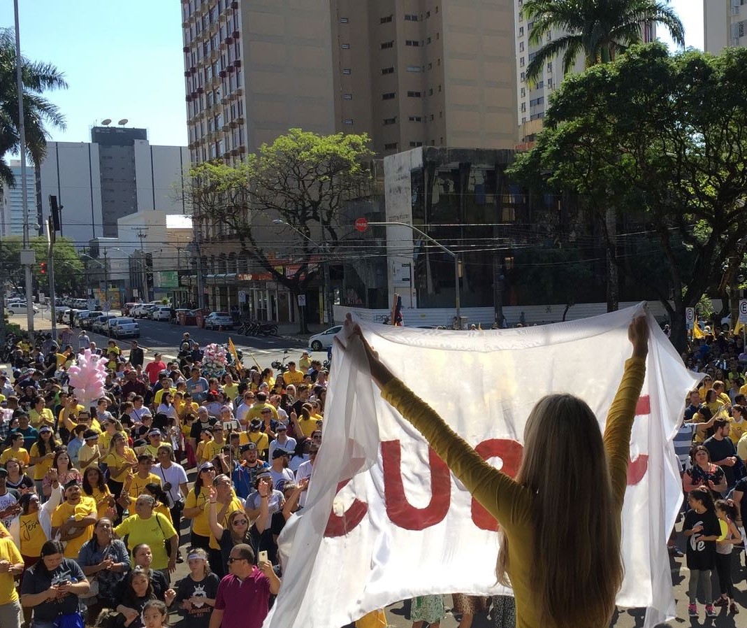 Marcha reúne evangélicos em Maringá