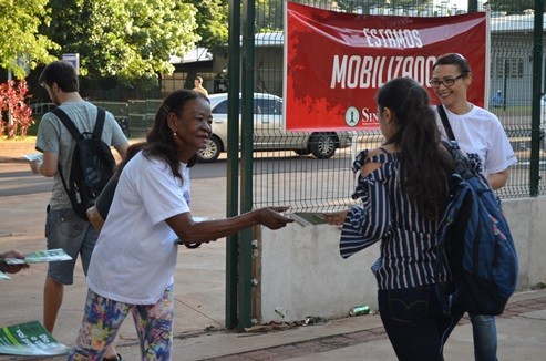 Apesar de greve ter sido cancelada, sindicatos marcam ato para essa terça-feira (05)