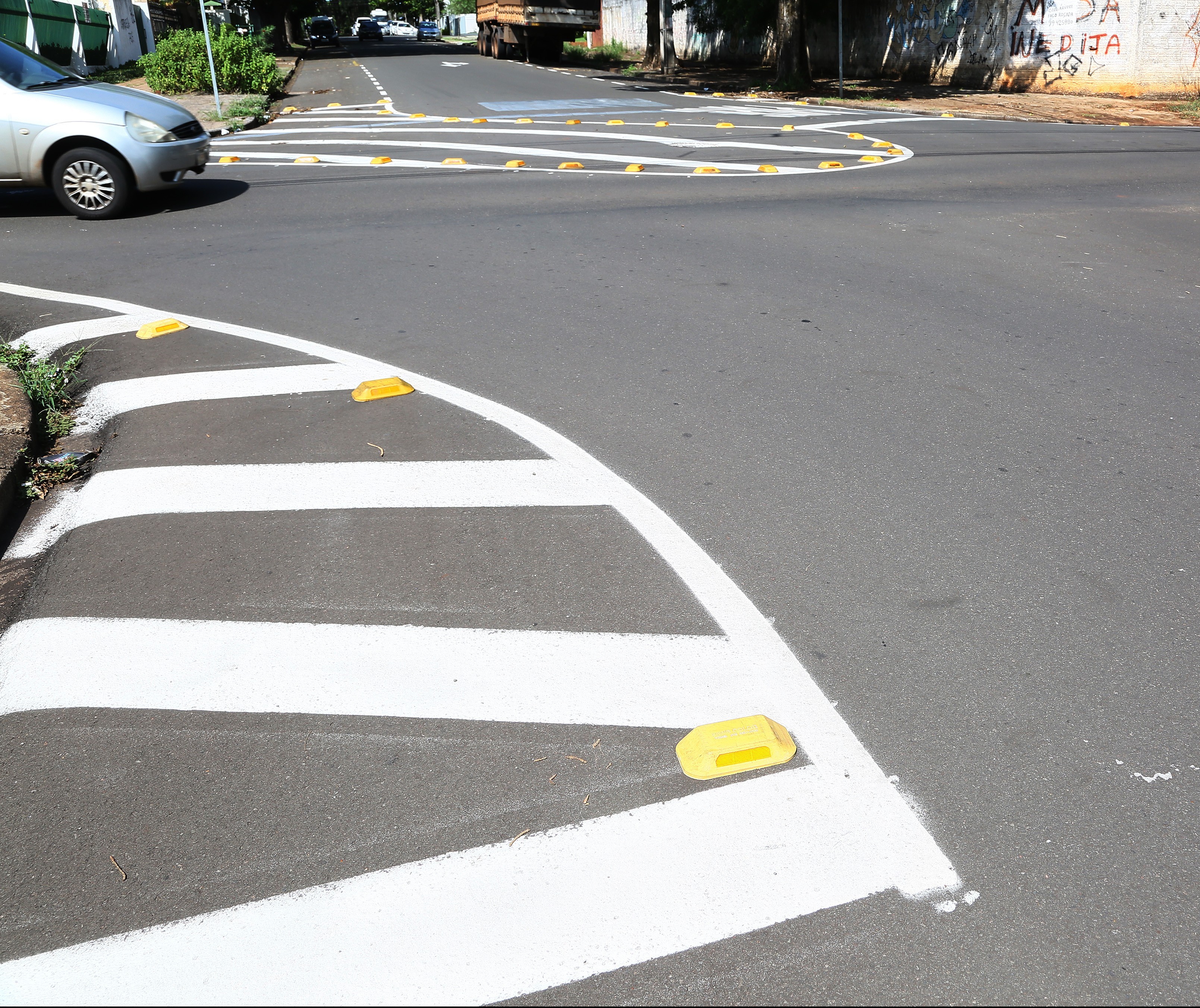 Moradores da Zona 2 reclamam que ruas acalmadas perderam efeito