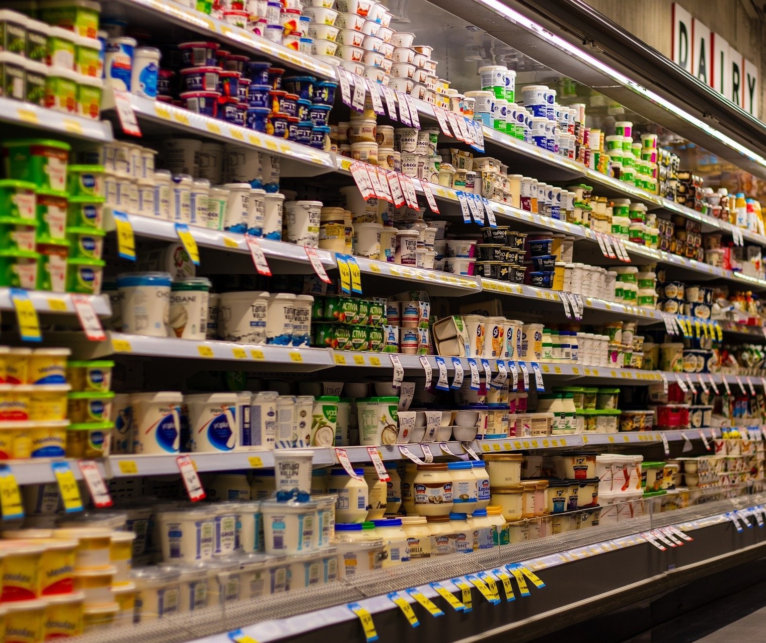 Rede de supermercados de Maringá abre 30 vagas de emprego