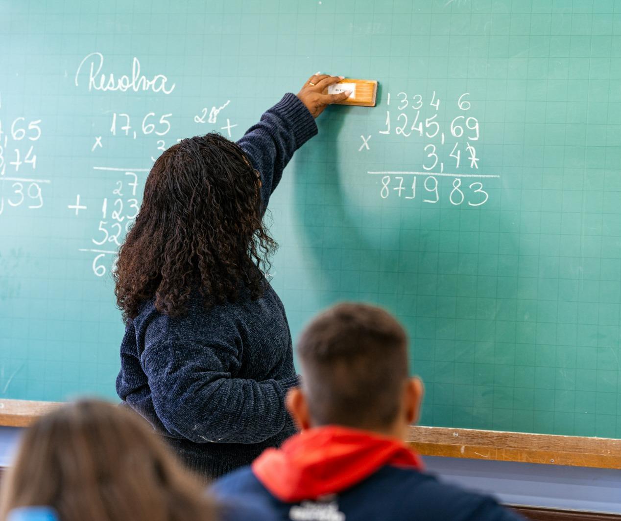 Estado abre inscrições para contratar professores temporários