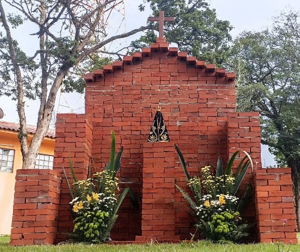 Imagem de Nossa Senhora Aparecida é furtada de capela em Maringá