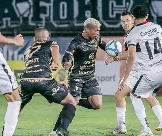 CBF admite erro de arbitragem na partida entre Maringá FC e Anápolis na Série D