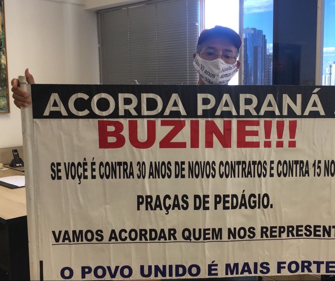 Aposentado faz campanha contra o pedágio há 20 anos