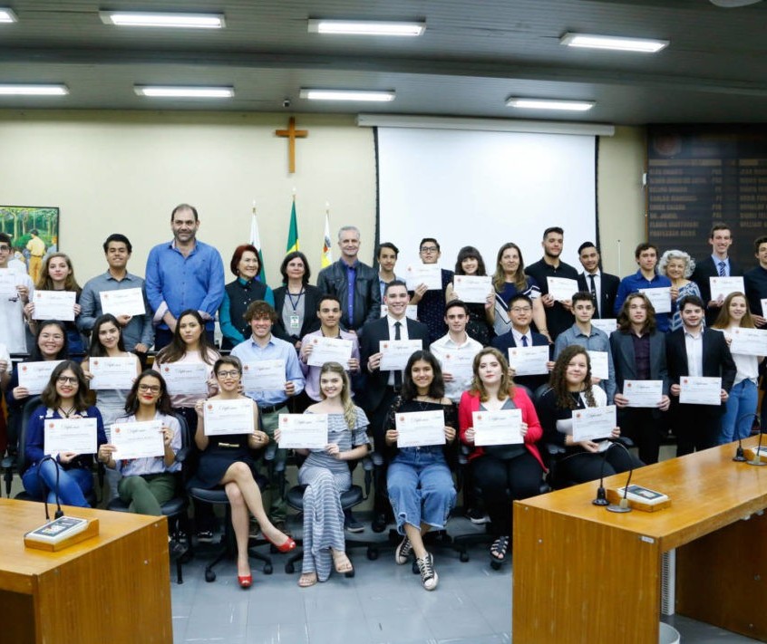 Parlamento Jovem da Câmara de Maringá está com inscrições abertas