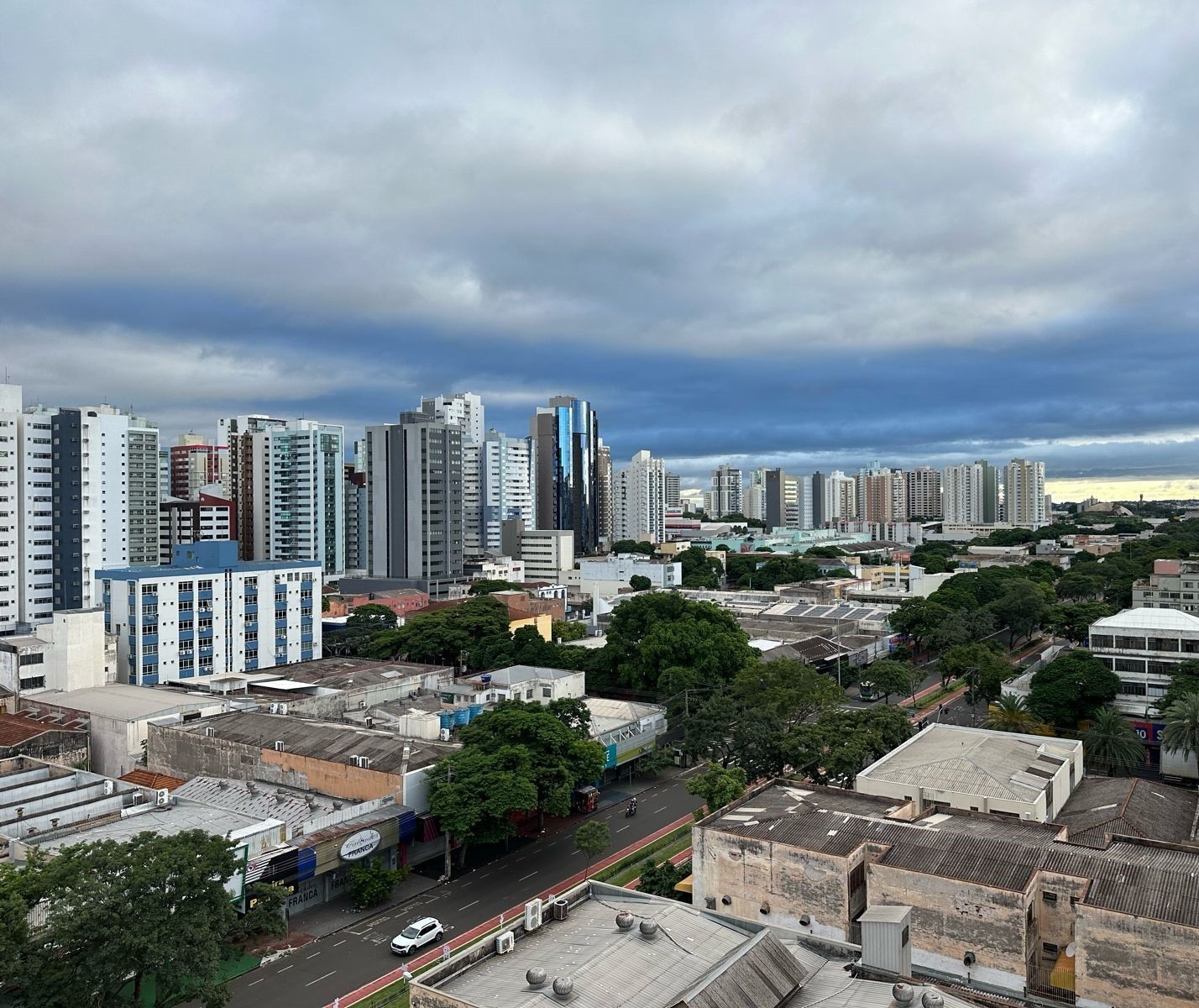 Saiba como fica o tempo em Maringá nesta segunda-feira (12)