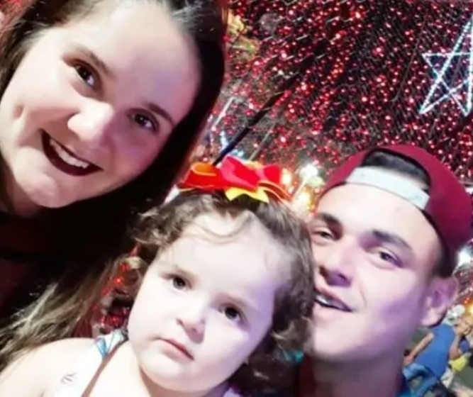 Acidente em Marialva: pai, mãe e filha pequena são identificados