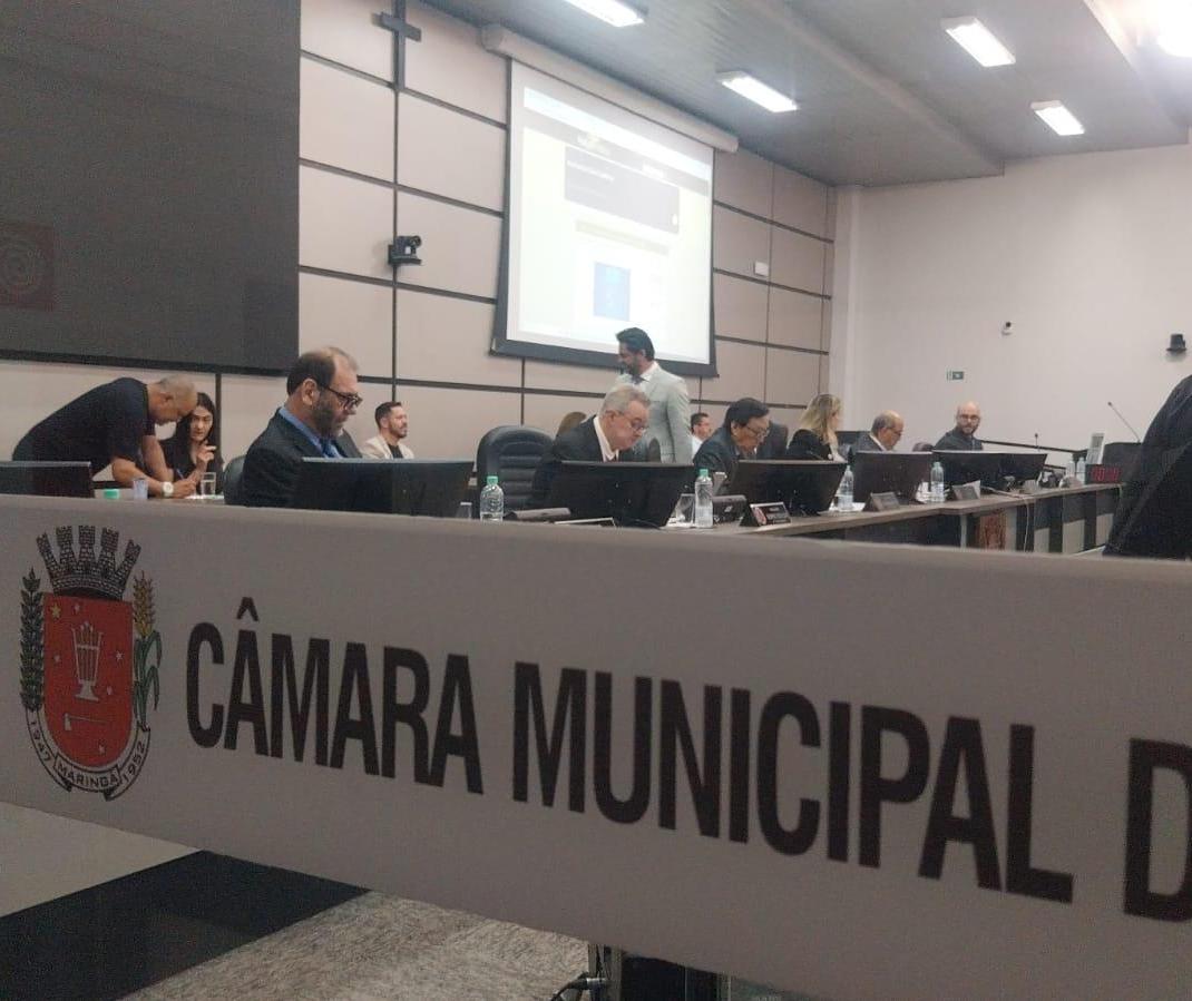 Projeto prevê multa de R$ 10 mil para receptadores de placas de metal furtadas de Cemitério