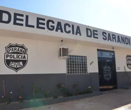 Sobrinha suspeita de matar o próprio tio esfaqueado se apresenta à polícia