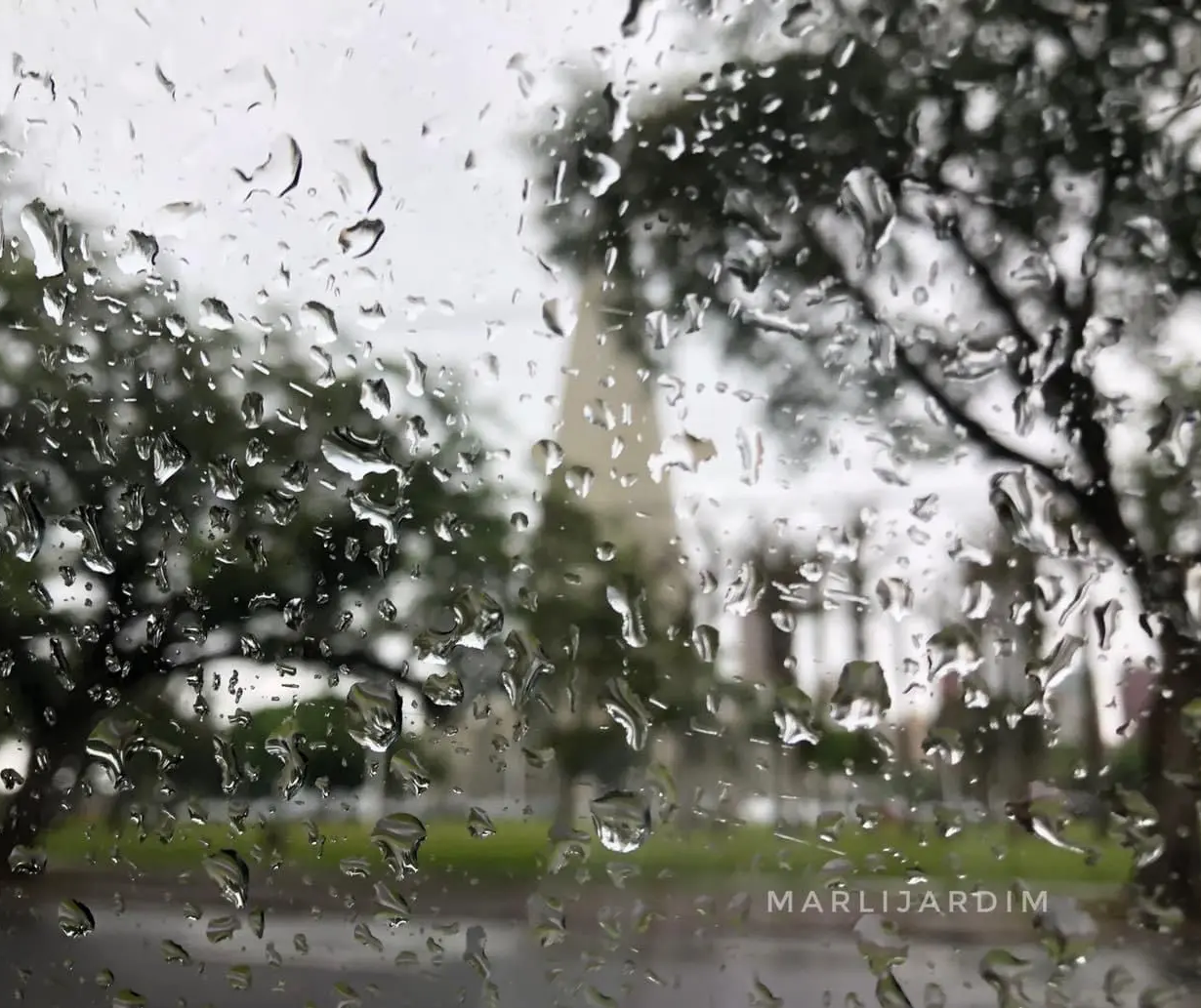 Maringá tem previsão de chuva volumosa nesta sexta-feira (28) e Defesa Civil alerta para risco de alagamentos