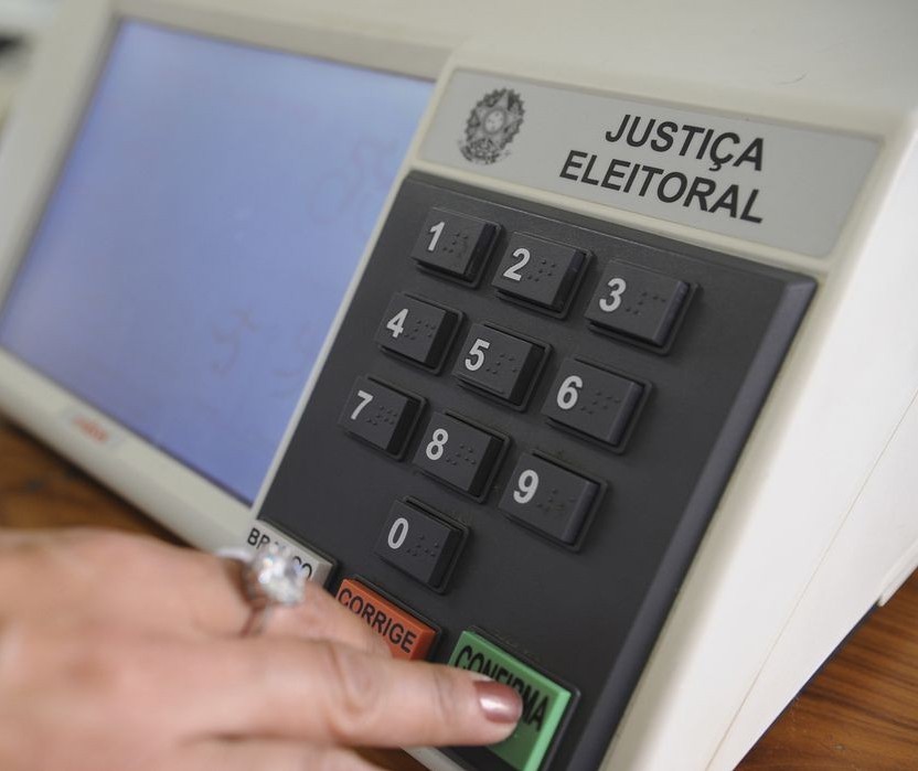 Quem define eleição é o eleitor não ideológico, diz cientista político