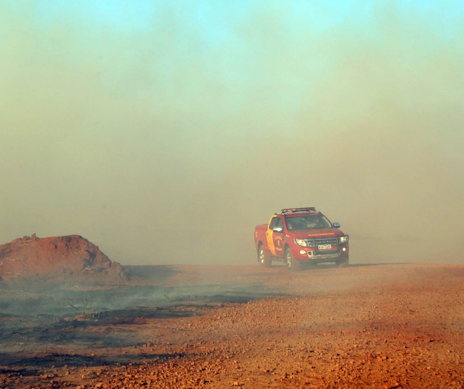 Seca e geada acendem alerta de incêndios no Paraná