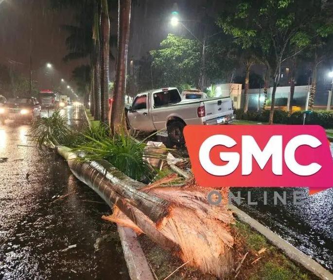 Acidente na Avenida das Indústrias deixa três mulheres feridas em Maringá