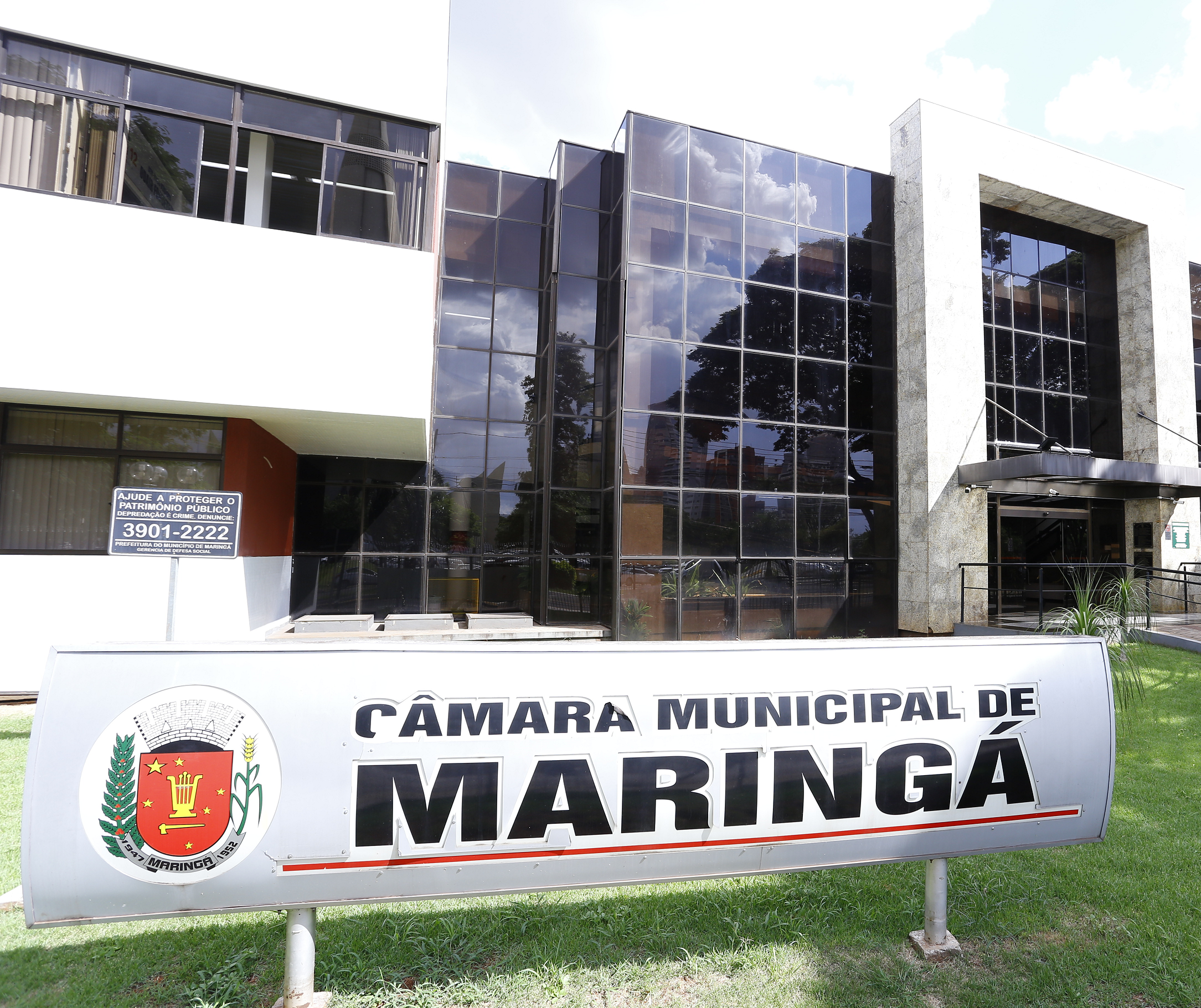 Catedral e Arquidiocese serão homenageadas pela Câmara de Maringá