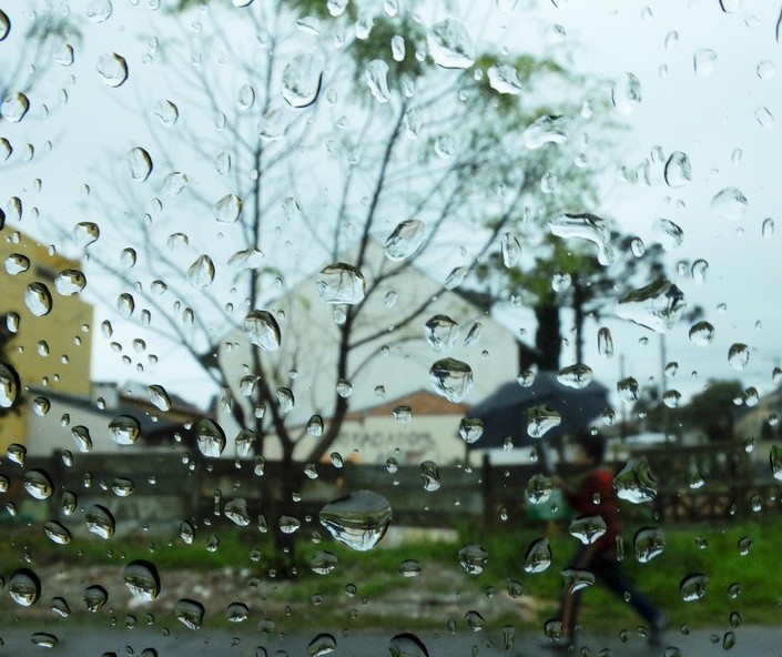 Previsão é de chuva na manhã desta 2ª feira (31) em Maringá; saiba como vai ficar o tempo durante o dia