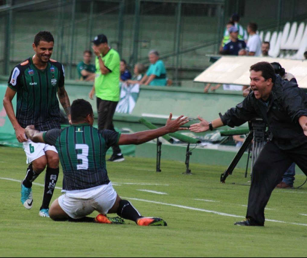 MFC fez história no jogo contra o Coritiba