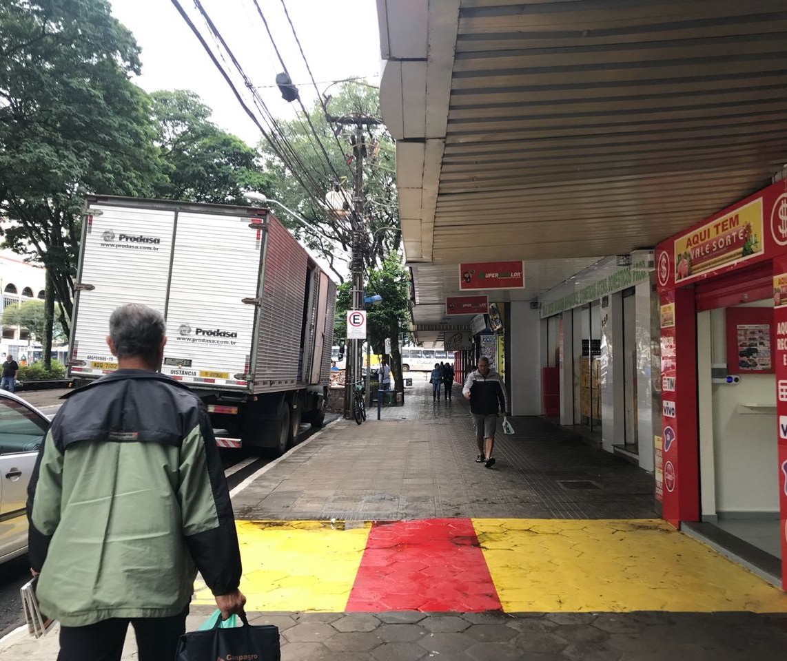 Sábado amanhece frio em Maringá