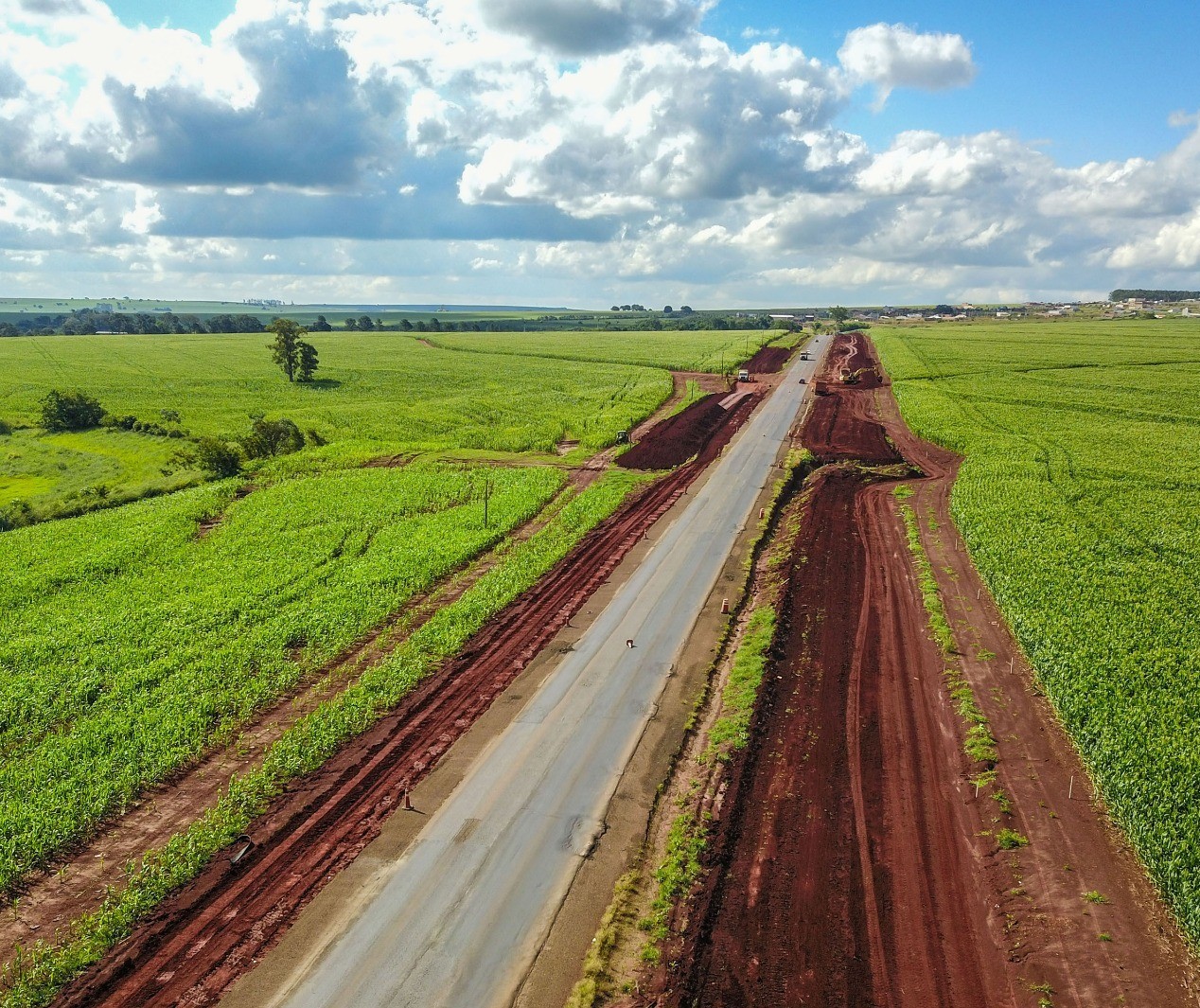 Secretaria de Infraestrutura cobra agilidade em obras da PR-317